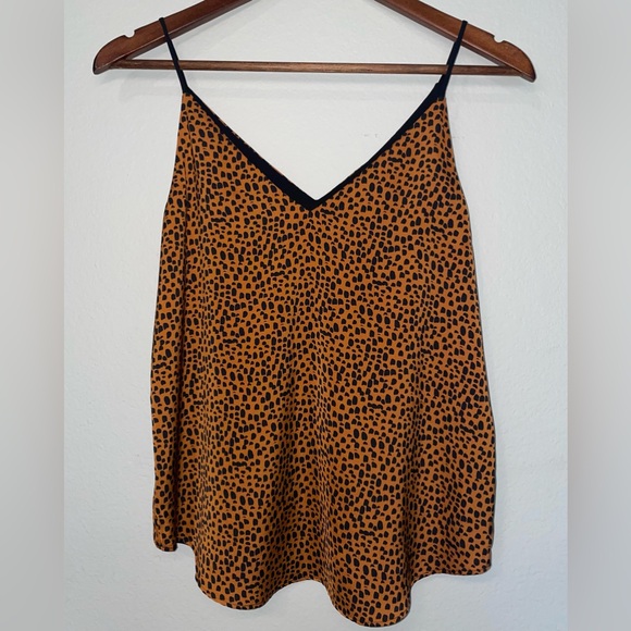 Express Reversible Animal leopard Print V-
Neck Spaghetti Strap Cami Top NWOT - Picture 2 of 11